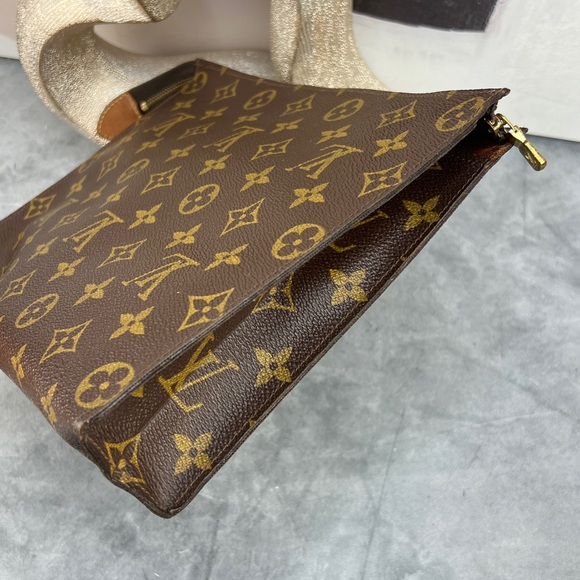 🌵Louis Vuitton Vintage Toiletey 26 Monogram🌵 - Picture 6 of 10